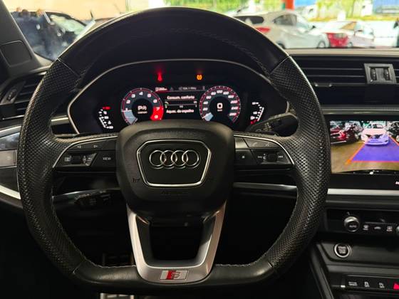 AUDI Q3 2.0 40 TFSI GASOLINA SPORTBACK PERFORMANCE BLACK QUATTRO TIPTRONIC AUDI Q3 2.0 40 TFSI GASOLINA SPORTBACK PERFORMANCE BLACK QUATTRO TIPTRONIC